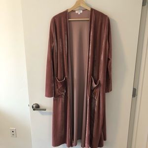 🔥pink velvet LuLaRoe Sarah🔥 L